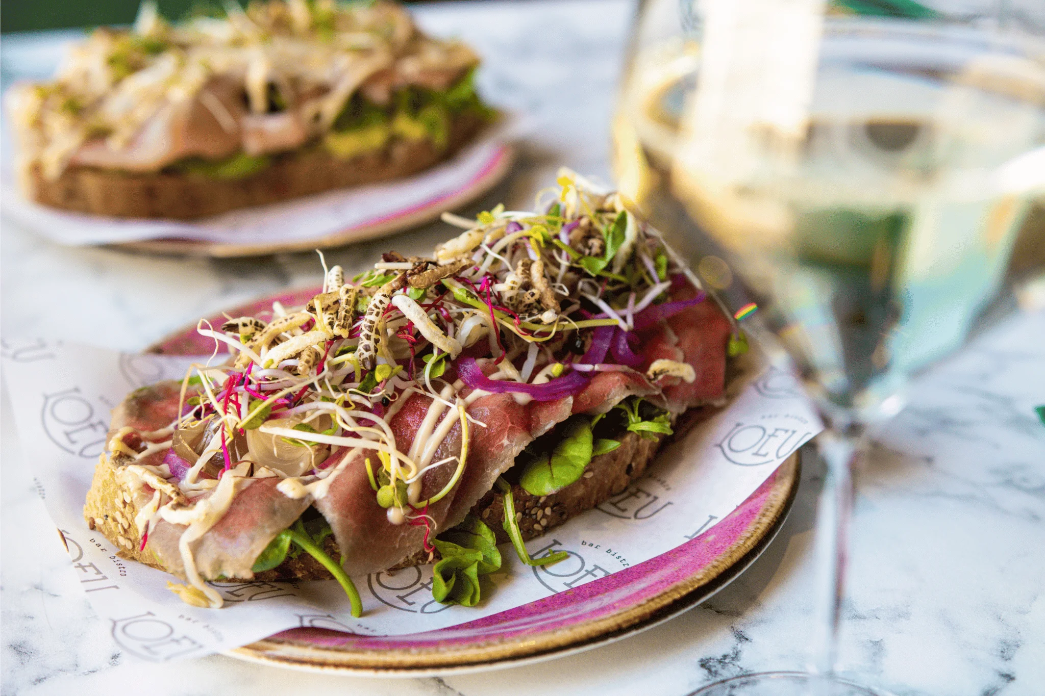 Lunch_Loev_Doorbijters